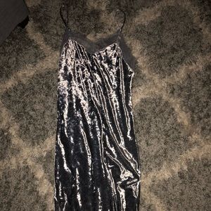 Crushed velvet midi dress